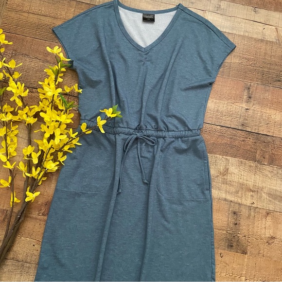 SOFT CASUAL EVERYDAY Dress with Pockets + Elastic Waist - Picture 6 of 12